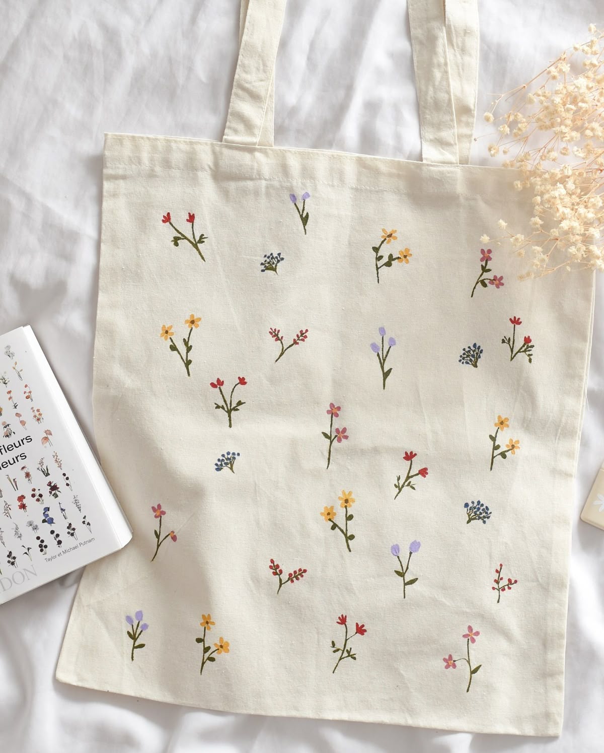 peinture sur tote bag